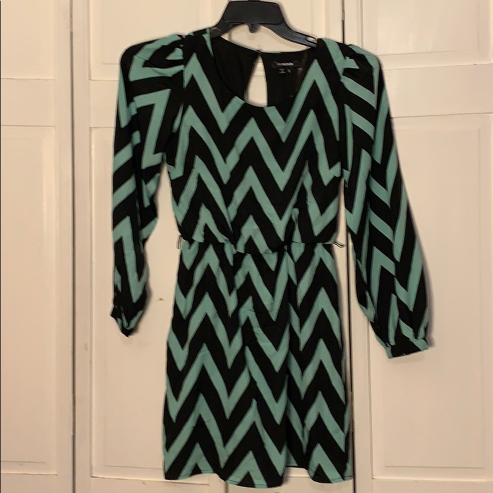 MY MICHELLE | chevron casual dress